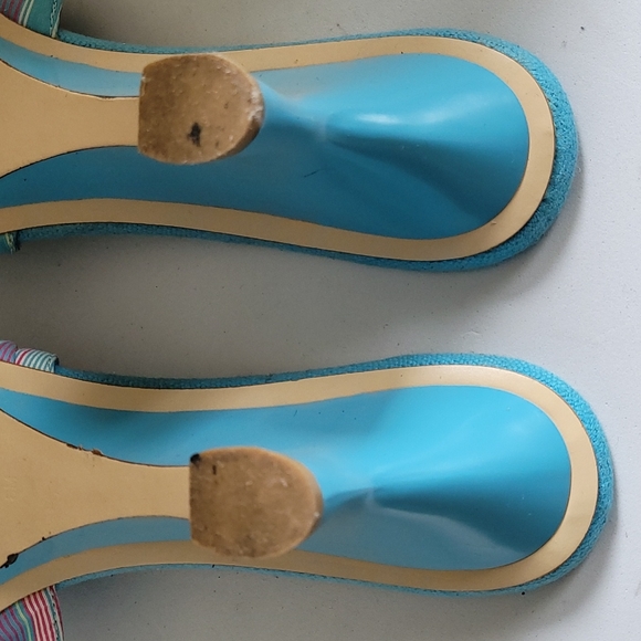 Nine West cloth 2.5" wedge heels - Picture 6 of 6